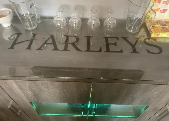 Harleys Reads Avenue